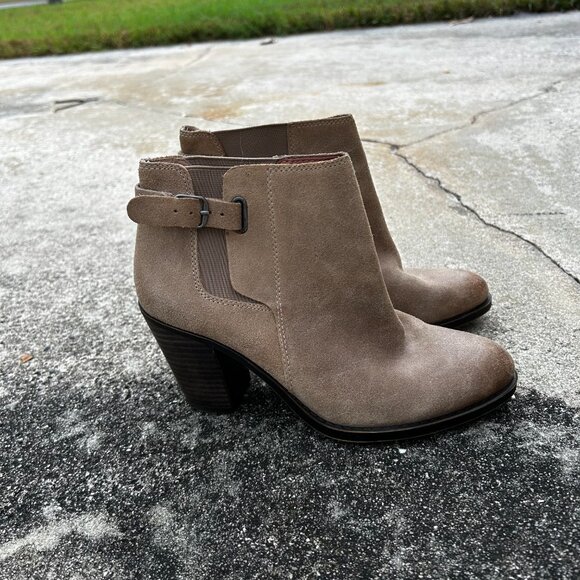 Lucky Brand Ankle Boots - Picture 2 of 6